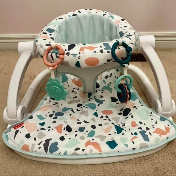 Fisher Price Sit Me Up Chair - Picture 1 of 1